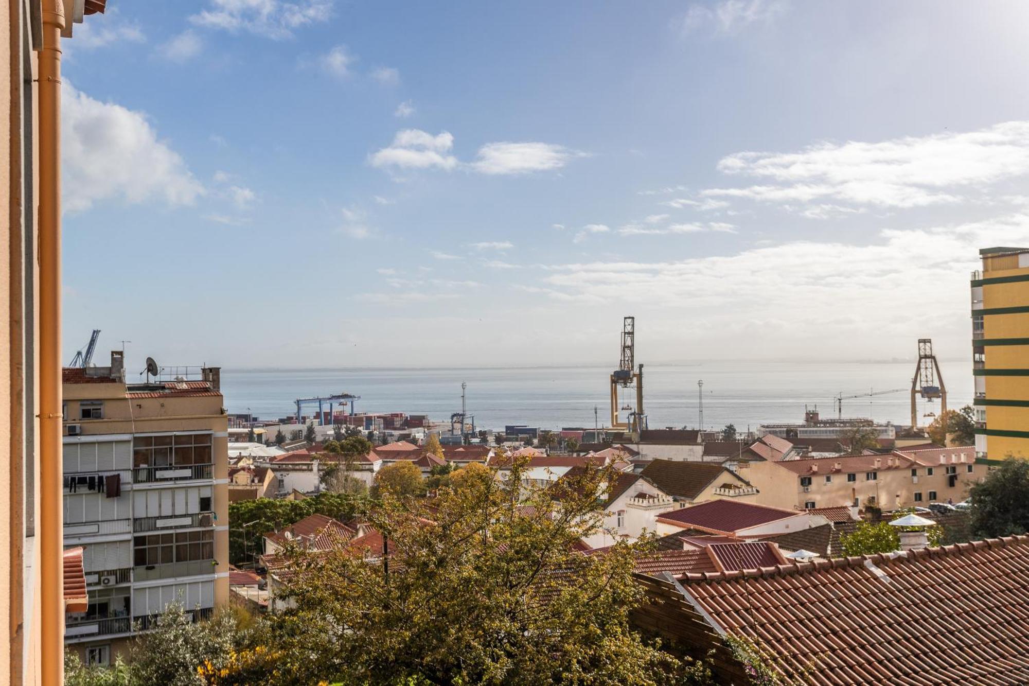 Duques Villa Luxury Guesthouse 리스본 객실 사진
